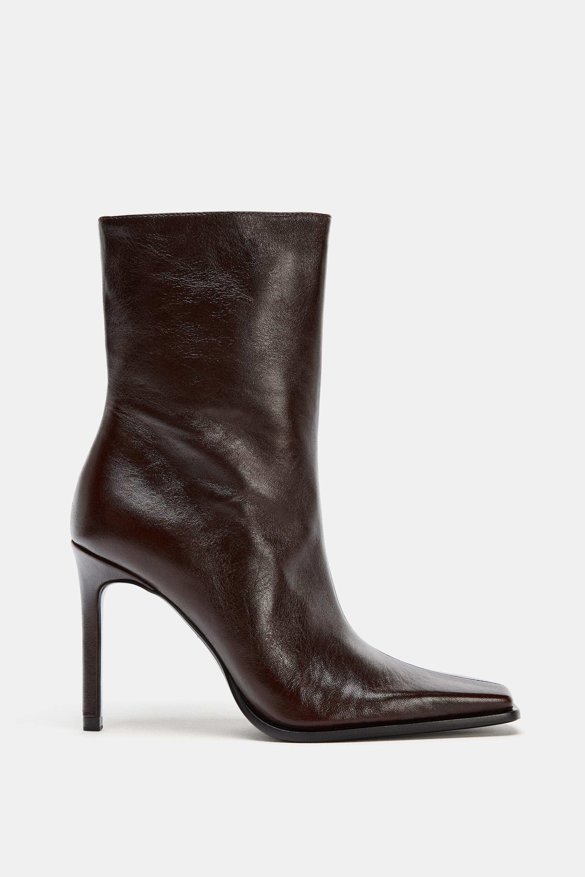LIMITED EDITION LEATHER SQUARE TOE ANKLE BOOTS